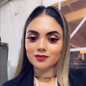 Meet your Posher, Vilma